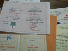 Bằng giả hoành hành: Chỉ có thể 'chui' vào cơ quan nhà nước