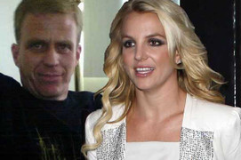 Tình cũ của Britney Spears bị bắn hạ bởi Taliban ở Afghanistan