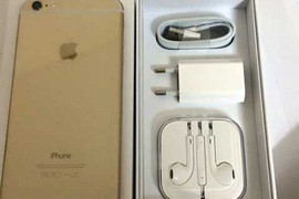 Sao Than Quảng Ninh khoe chiến lợi phẩm iPhone 6