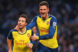 Phản công sắc bén, Arsenal xuất thần quật ngã Man City