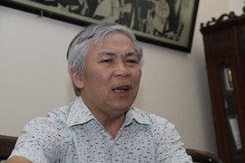 ‘Sao không đặt câu hỏi, vì sao ta hay bị ngoại xâm đe dọa?’