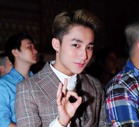 Công ty cũ chính thức kiện Sơn Tùng M-TP ra tòa