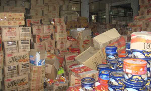 Biến hàng 'hết đát' thành đồ Tết đắt tiền