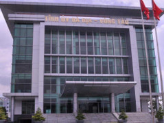 Phó giám đốc sở bỏ việc không lý do: 'Anh về vườn rồi'