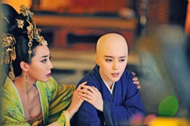 Fan tranh cãi vì tạo hình đầu trọc của Võ Tắc Thiên