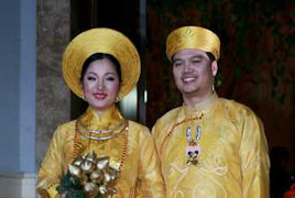 Thúy Nga về nước giải quyết mâu thuẫn với chồng