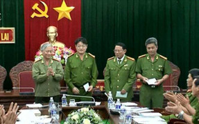 Thưởng nóng việc phá án nhanh vụ giết người chấn động ở Gia Lai