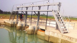 Rủ nhau tắm ở đập tràn, 2 học sinh chết đuối