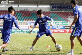 Bầu Đức tin thầy Giôm, ví HAGL như ca sỹ đẹp, hát hay