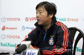 HLV Lê Huỳnh Đức: Công Phượng ngã vờ kiếm penalty