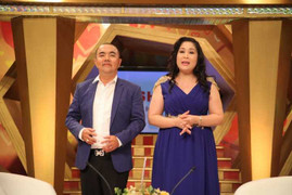 Hồng Vân – Quốc Thuận ấn tượng với cặp vợ chồng đồng tuổi