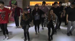 Giới trẻ Hàn Quốc đang hủy hoại tuổi thơ vì giấc mơ K-Pop