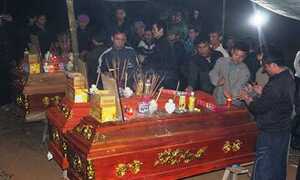 Tai nạn kinh hoàng ở Thanh Hóa: Trắng đêm đón thi thể 9 nạn nhân