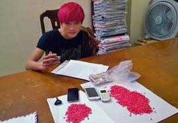 Bắt đối tượng mang 1.500 viên ma túy đi 'dạo phố'