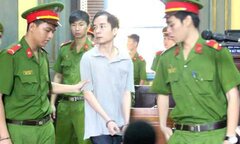 Kẻ giết vợ bằng 6 con dao bị y án tử