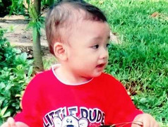 Hôm nay, bé trai bị bỏ rơi trên taxi được trao về gia đình