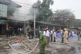 Hơn 70 chiến sĩ cứu hỏa nhà Trưởng phòng PC81 công an Nghệ An