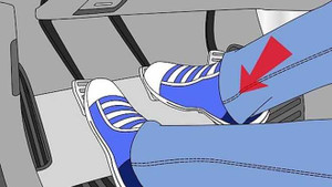 3 bước xử lý khi xe 'điên' vọt ga đột ngột