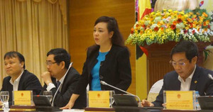 Bị 'chê' truyền thông kém, Bộ trưởng Y tế nói gì?