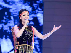 Phạm Thu Hà được khen khi làm mới Tiếng đàn Ta Lư