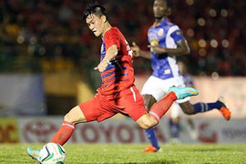 Công Vinh lập công, B.Bình Dương đòi lại ngôi đầu