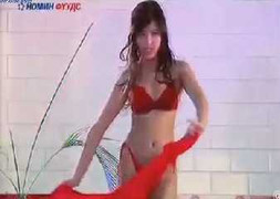 Những clip quảng cáo khiến người xem đỏ mặt - Phần 3