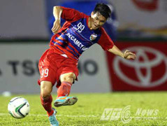 'Chelsea Việt Nam' phủ nhận cho Công Vinh tái hợp SLNA