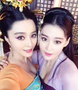 Trớ trêu sao Hoa ngữ đóng chung với tình địch