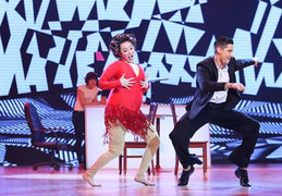 'Mỹ nhân mập' Angela Phương Trinh nhảy gợi cảm hút khán giả