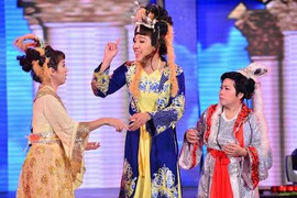 Trấn Thành giả gái làm tiên nữ điệu đà
