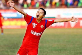 Siêu phẩm xé lưới HAGL đẹp nhất vòng 7 V-League 2015
