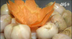 Bí quyết muối dưa hành giòn ngon ngày Tết