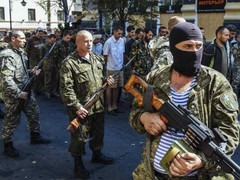 Lực lượng ly khai Ukraine tuyên bố bao vây hoàn toàn Debaltsevo