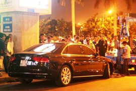 Xe đón Hồ Ngọc Hà gây tai nạn kinh hoàng đứng tên Cường ‘đô la’