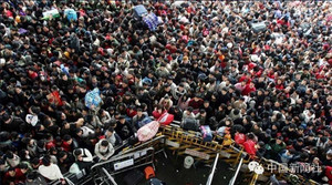 Choáng với cuộc 'đại di dân' về quê ăn Tết của người Trung Quốc