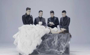 Oplus mang rắn vào MV khiến Trang Pháp khiếp sợ