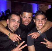 Clip: 150 khách VIP giúp Ronaldo giải sầu