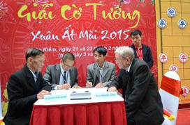 Rộn ràng giải 'Cờ tướng Xuân Ất Mùi 2015'