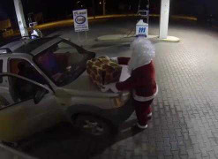 Ông già Noel phiên bản siêu quậy