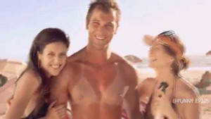 Những clip quảng cáo khiến người xem đỏ mặt