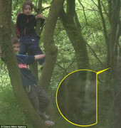 Rùng rợn hình ảnh ma quái xuất hiện trong bức ảnh