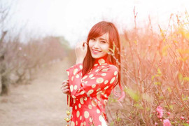 Trai tài gái sắc đi đâu, làm gì trong dịp Tết?