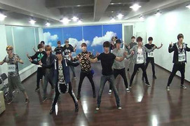 Sao Hoa 'đào ngũ' tiết lộ công nghệ tạo sao Kpop