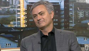 Mourinho uất hận: Có ai xin lỗi Chelsea không? Hay xin lỗi Diego hoặc chính tôi đây này?