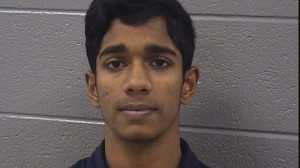 Nam sinh hiếp dâm bạn học do xem phim 50 sắc thái