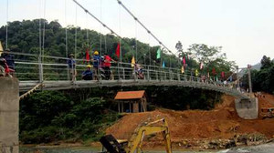 Bộ trưởng Thăng ra 'hạn chót' hoàn thành 187 cầu treo dân sinh