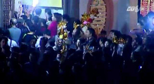 Video: Đầu xuân vui chợ người 'âm'