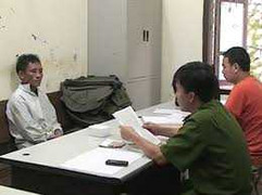 Yên Bái: Bắt giữ đối tượng mua bán 2 bánh heroin