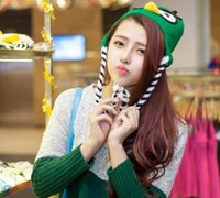 Hot girl Nha Trang bỏ học, thu nhập khủng từ kinh doanh mỹ phẩm