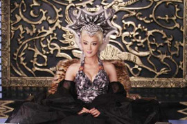 Đát Kỷ có quyền hở ngực vì là yêu ma